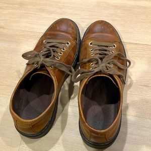 Doc Martins FARREL : very lightly used (good quality)